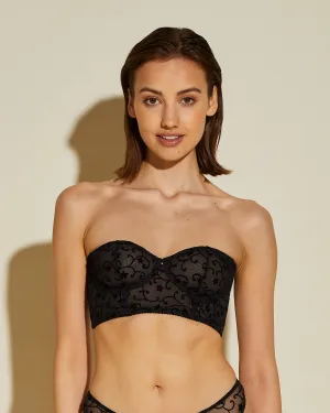 Bustier Court