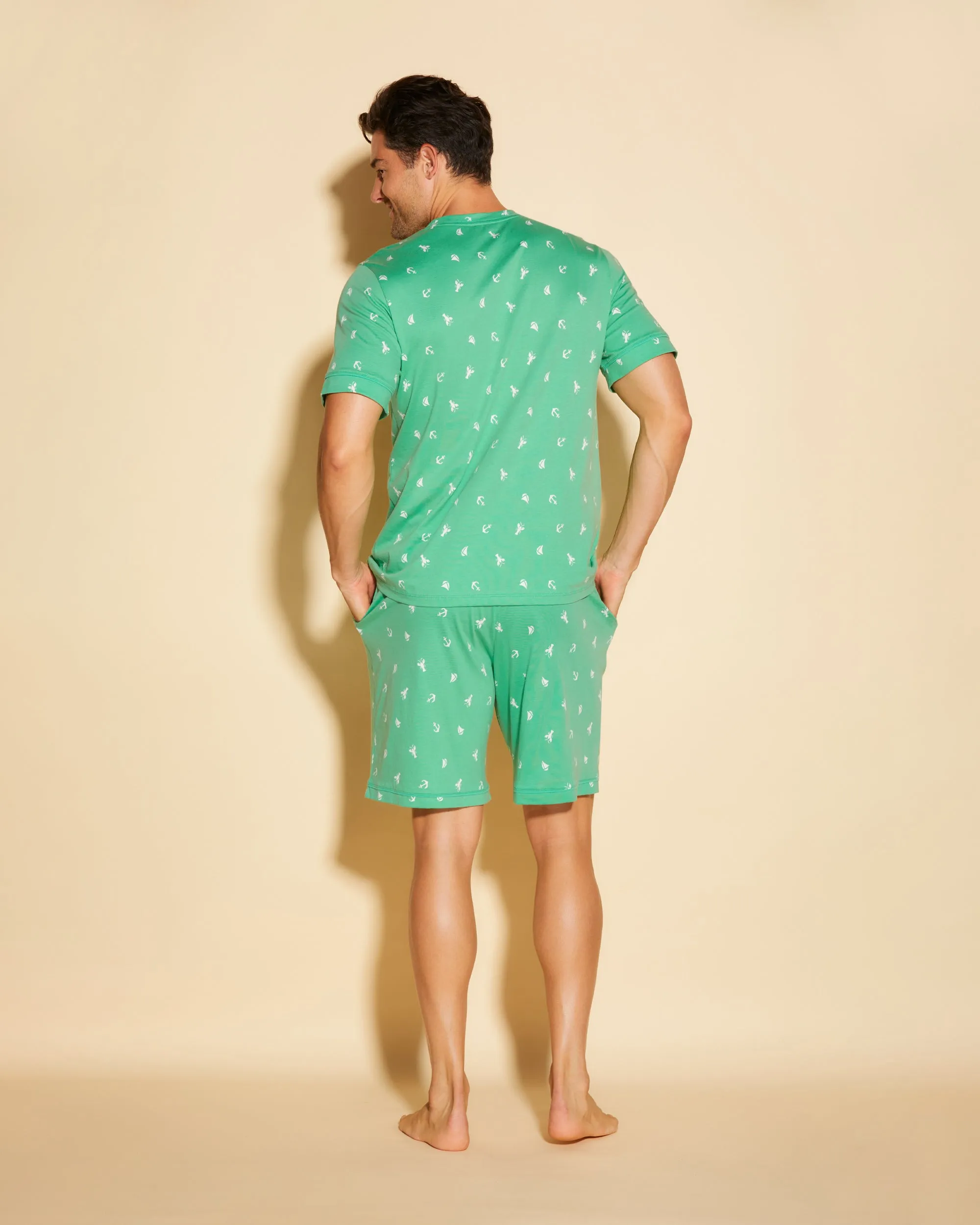 Conjunto Para Estar Por Casa Con Camiseta Y Pantalones Cortos