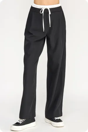 Travel in Style Black Pant